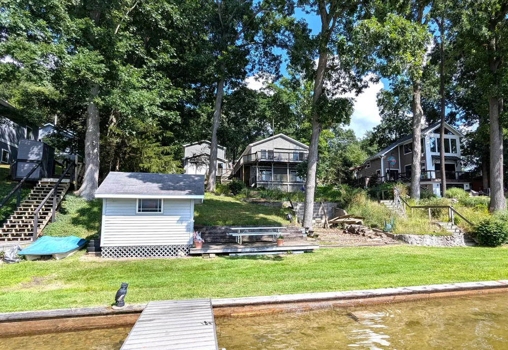 58310 E Clear Lake Road Fabius Township, MI 49093