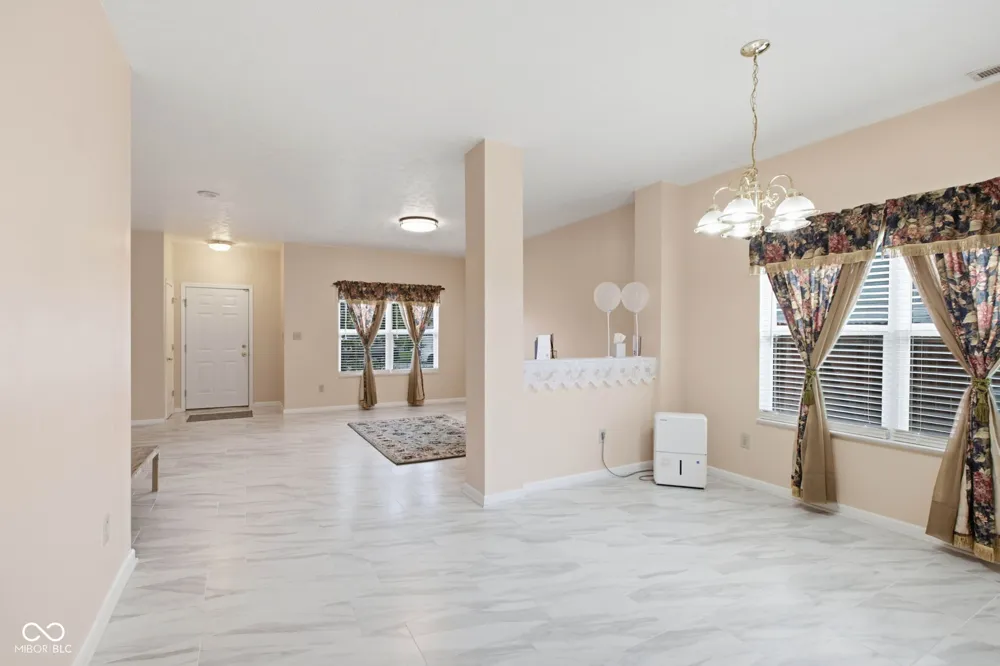 5416 Himalayan Drive Indianapolis, IN 46239