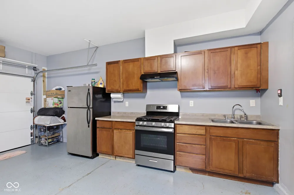5416 Himalayan Drive Indianapolis, IN 46239