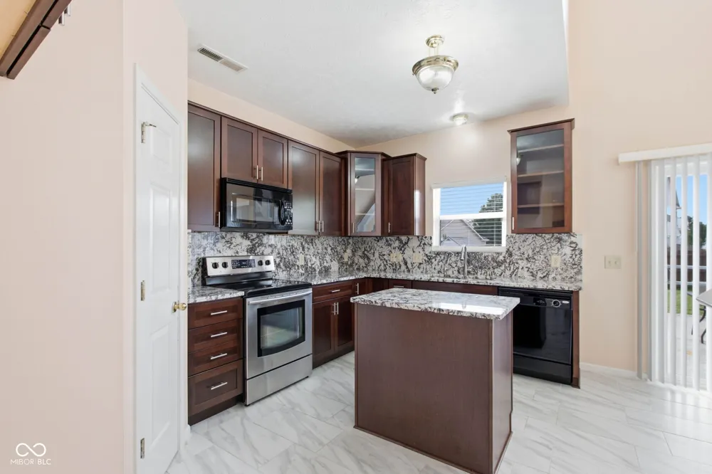 5416 Himalayan Drive Indianapolis, IN 46239