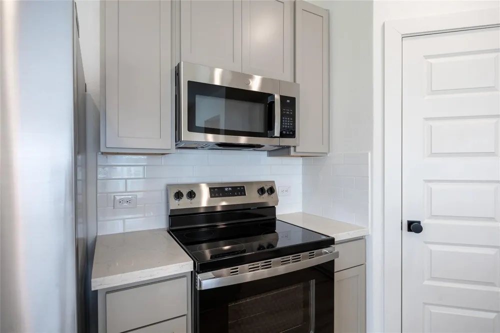 1993 Longmire Villas Court Conroe, TX 77304