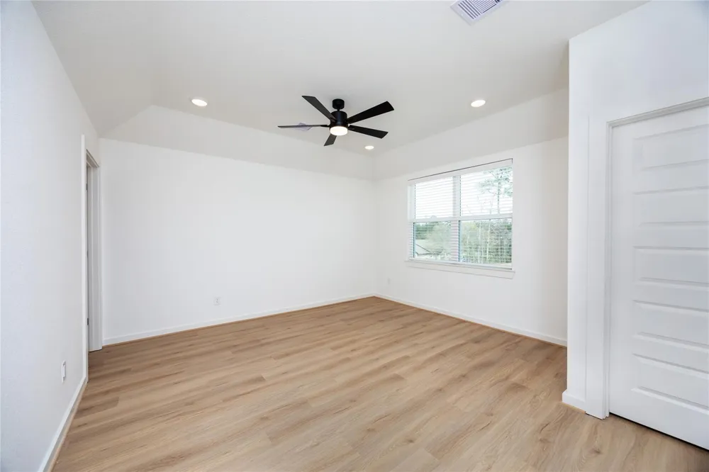 1993 Longmire Villas Court Conroe, TX 77304