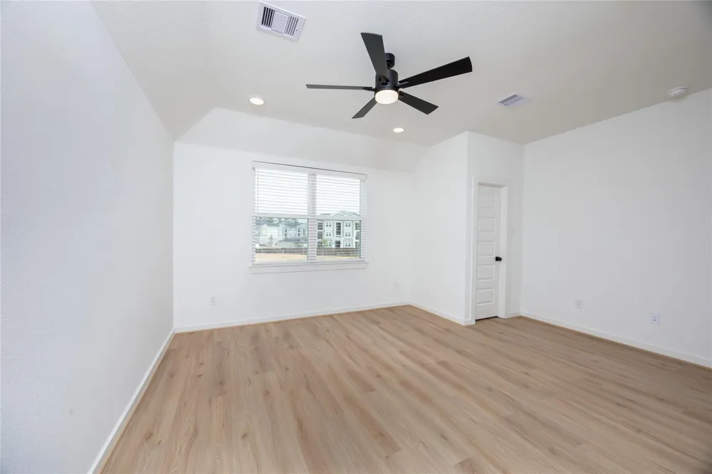 1993 Longmire Villas Court Conroe, TX 77304