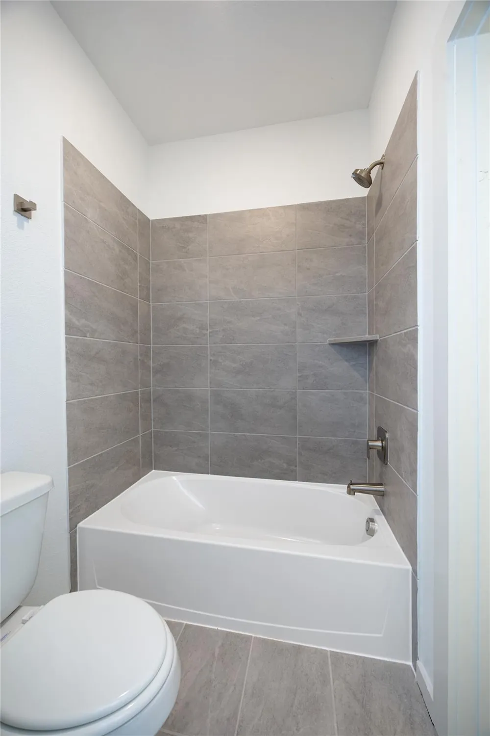1993 Longmire Villas Court Conroe, TX 77304