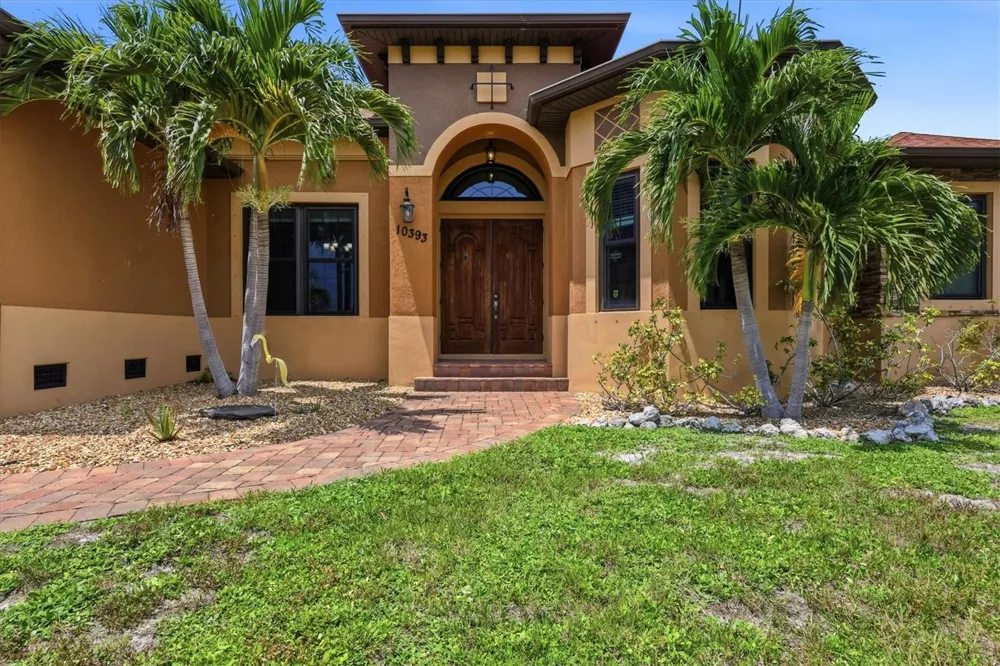 10393 HARLINGEN ST Port Charlotte, FL 33981