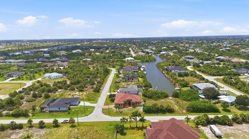 10393 HARLINGEN ST Port Charlotte, FL 33981
