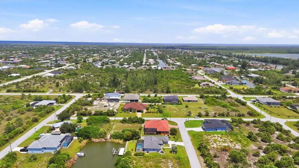 10393 HARLINGEN ST Port Charlotte, FL 33981