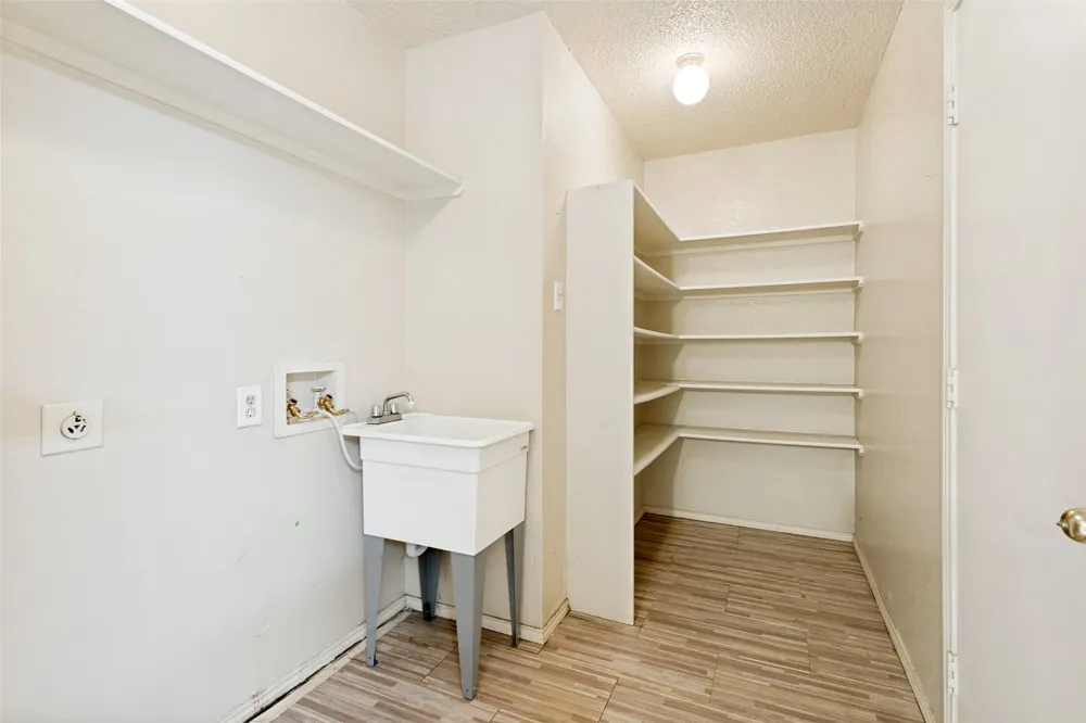 12215 Ortega Street Dallas, TX 75253