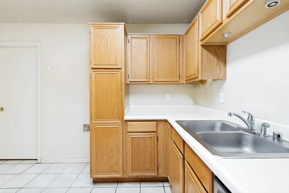 12215 Ortega Street Dallas, TX 75253