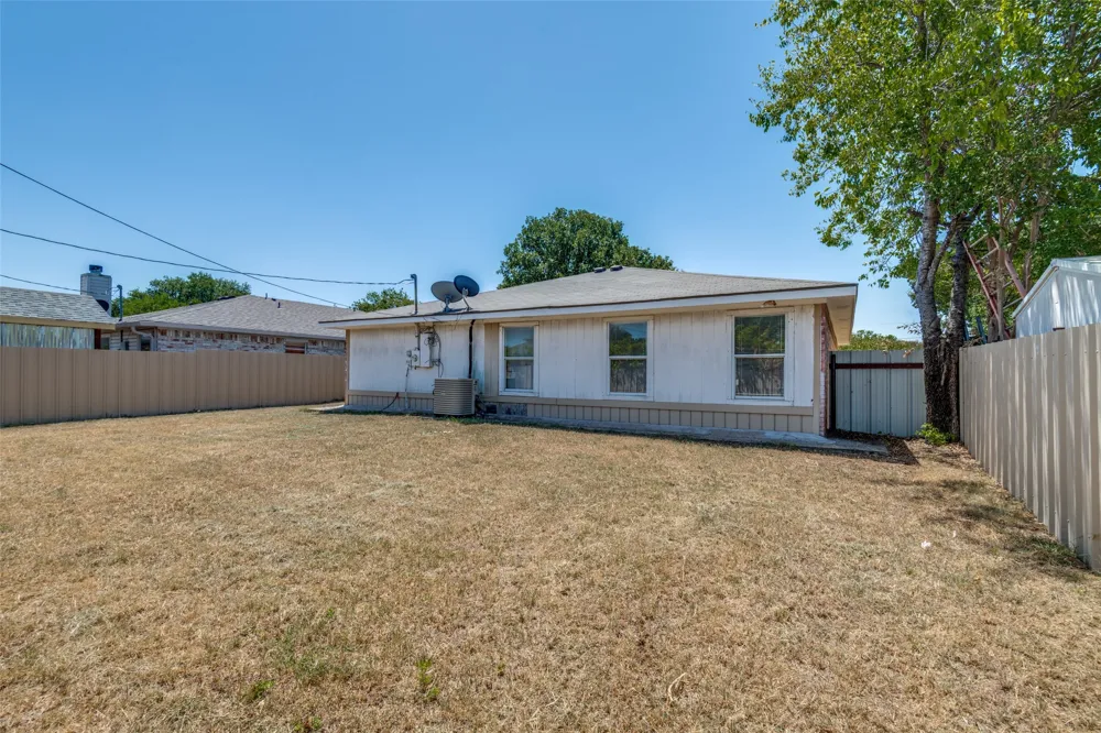 12215 Ortega Street Dallas, TX 75253