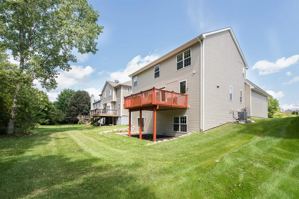 348 Sedgewood Lane Ann Arbor, MI 48103
