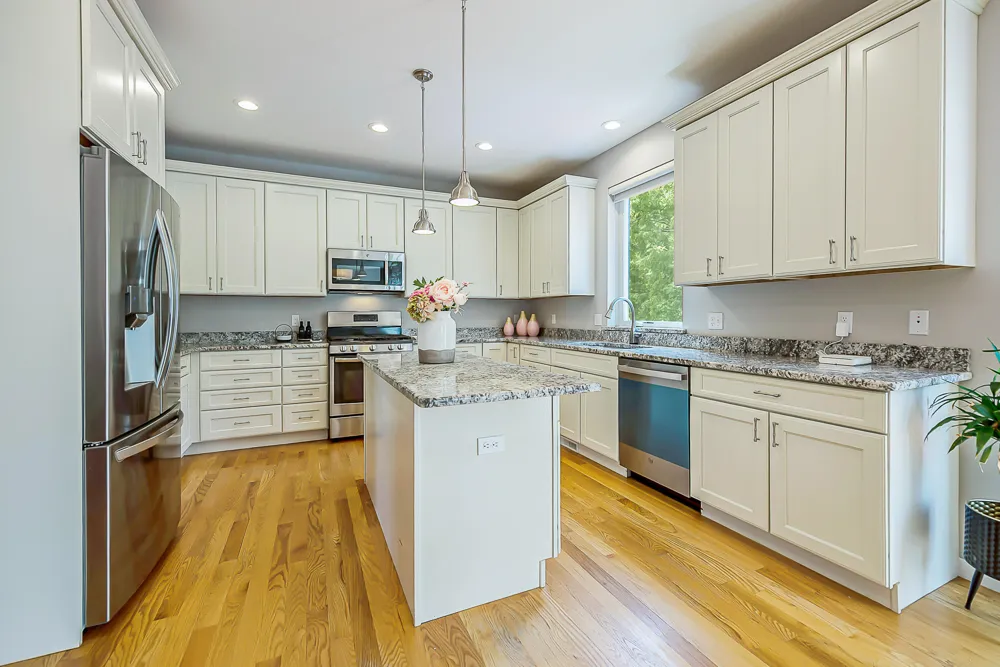 348 Sedgewood Lane Ann Arbor, MI 48103