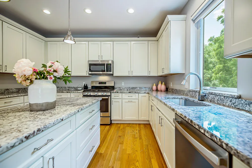 348 Sedgewood Lane Ann Arbor, MI 48103