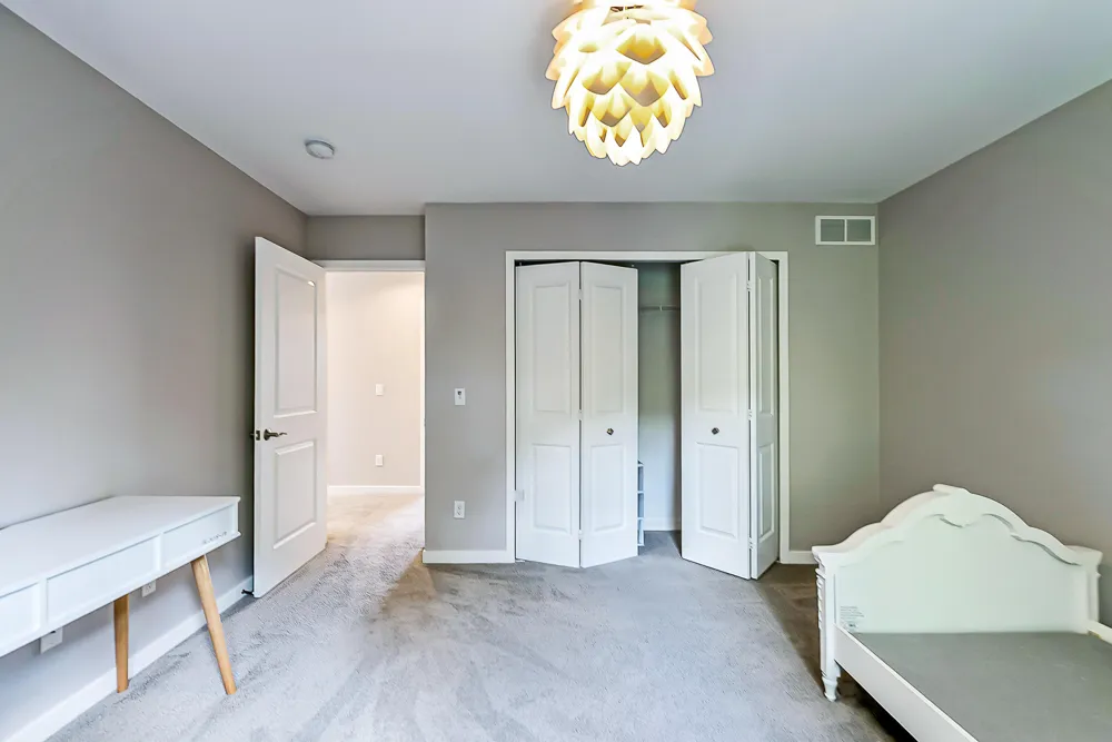 348 Sedgewood Lane Ann Arbor, MI 48103