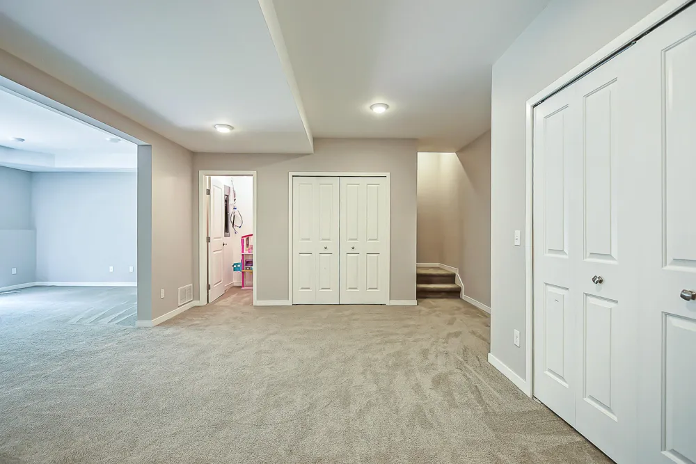 348 Sedgewood Lane Ann Arbor, MI 48103