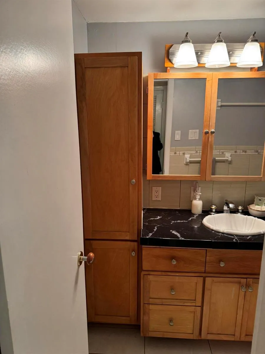 632 Snug Harbor Drive #D6 Boynton Beach, FL 33435