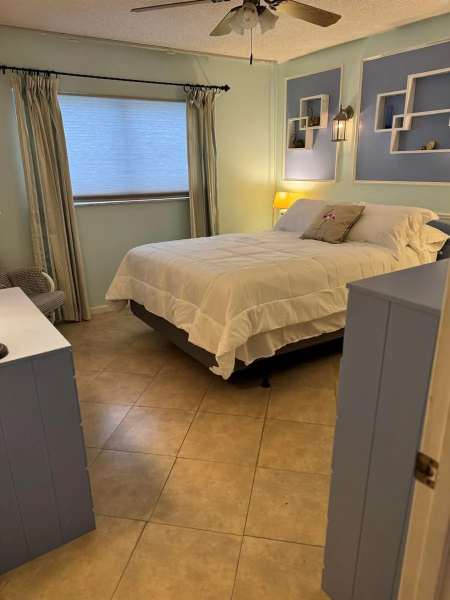 632 Snug Harbor Drive #D6 Boynton Beach, FL 33435
