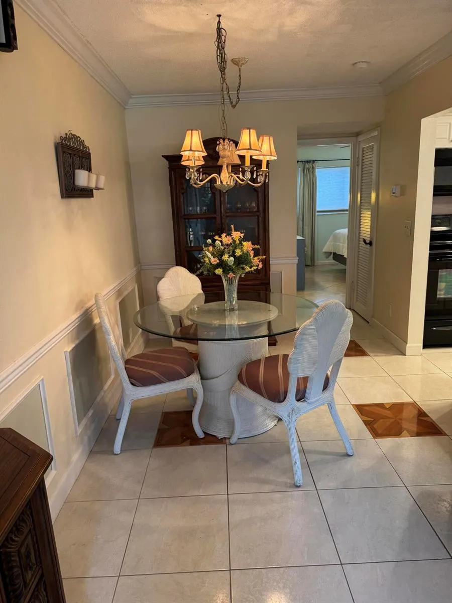 632 Snug Harbor Drive #D6 Boynton Beach, FL 33435
