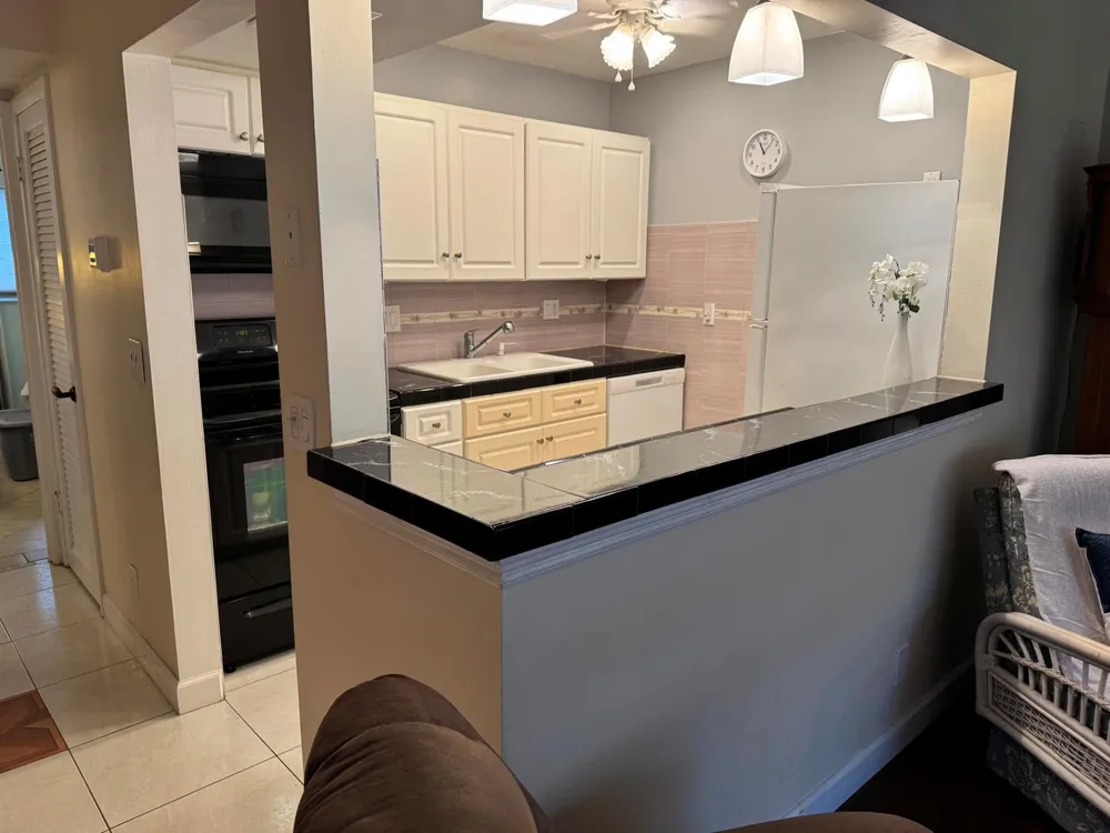 632 Snug Harbor Drive #D6 Boynton Beach, FL 33435