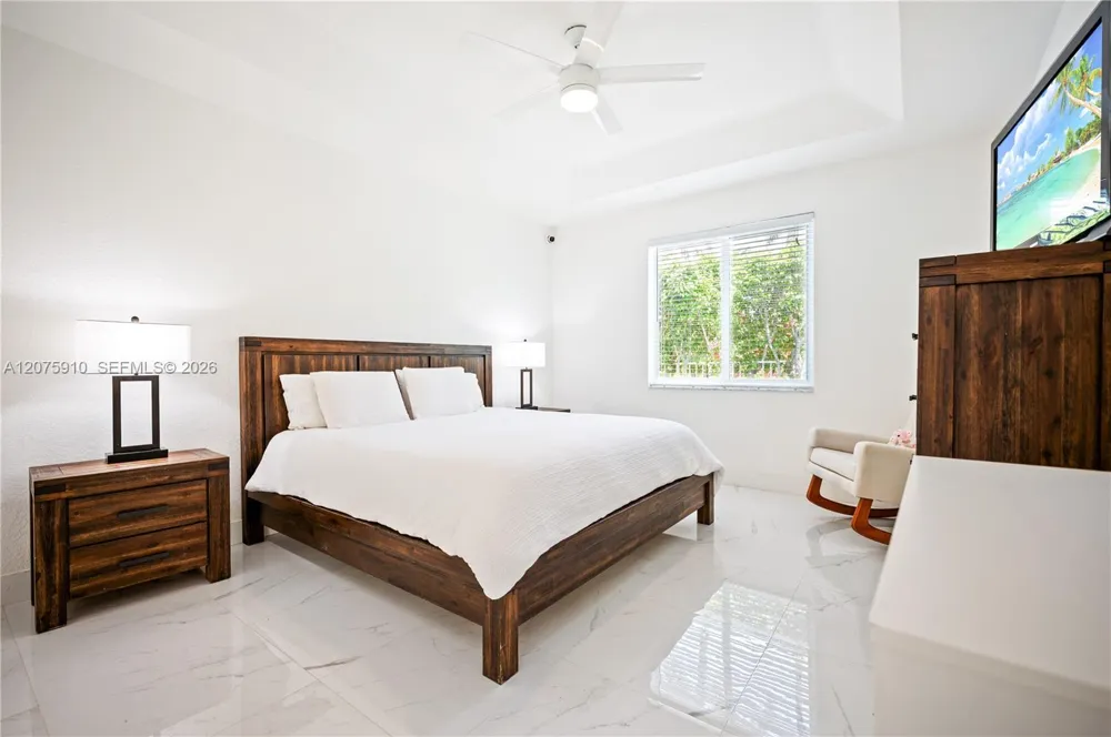 445 Conservation Dr Weston, FL 33327