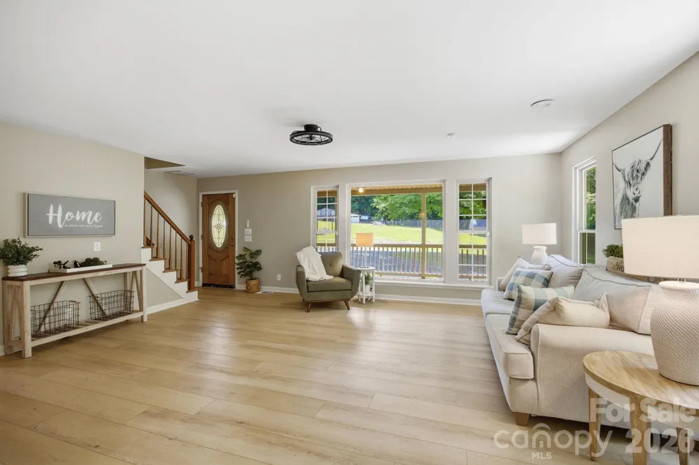 195 Azalea Road Mooresville, NC 28115