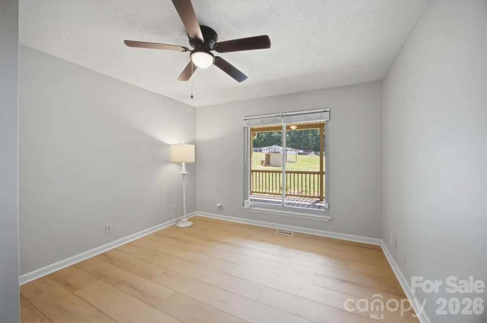 195 Azalea Road Mooresville, NC 28115