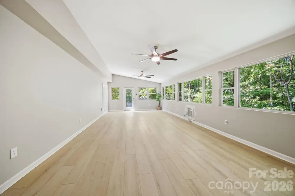 195 Azalea Road Mooresville, NC 28115