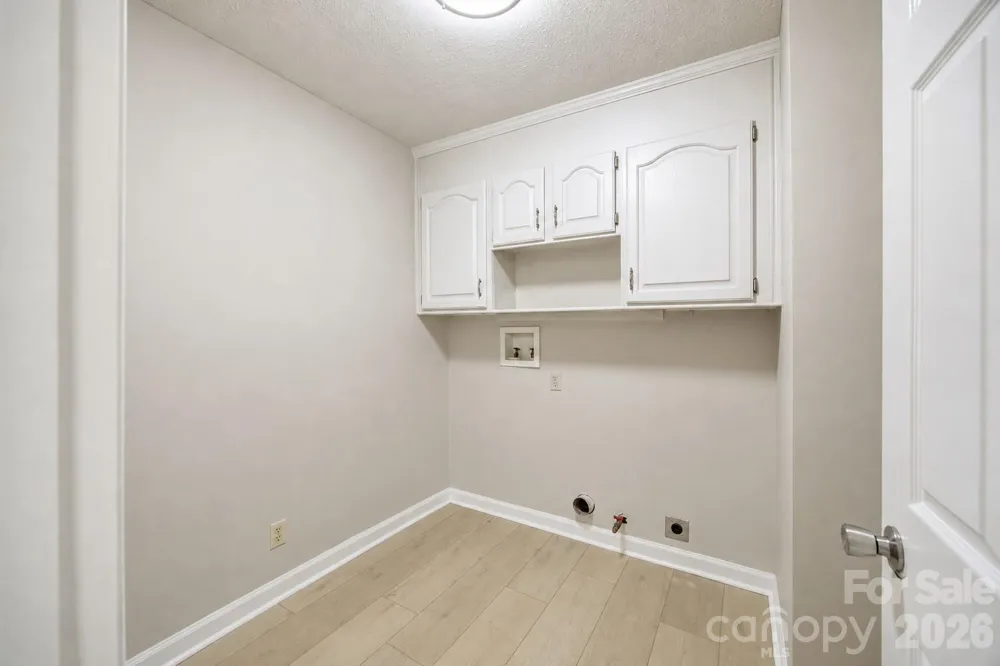 195 Azalea Road Mooresville, NC 28115