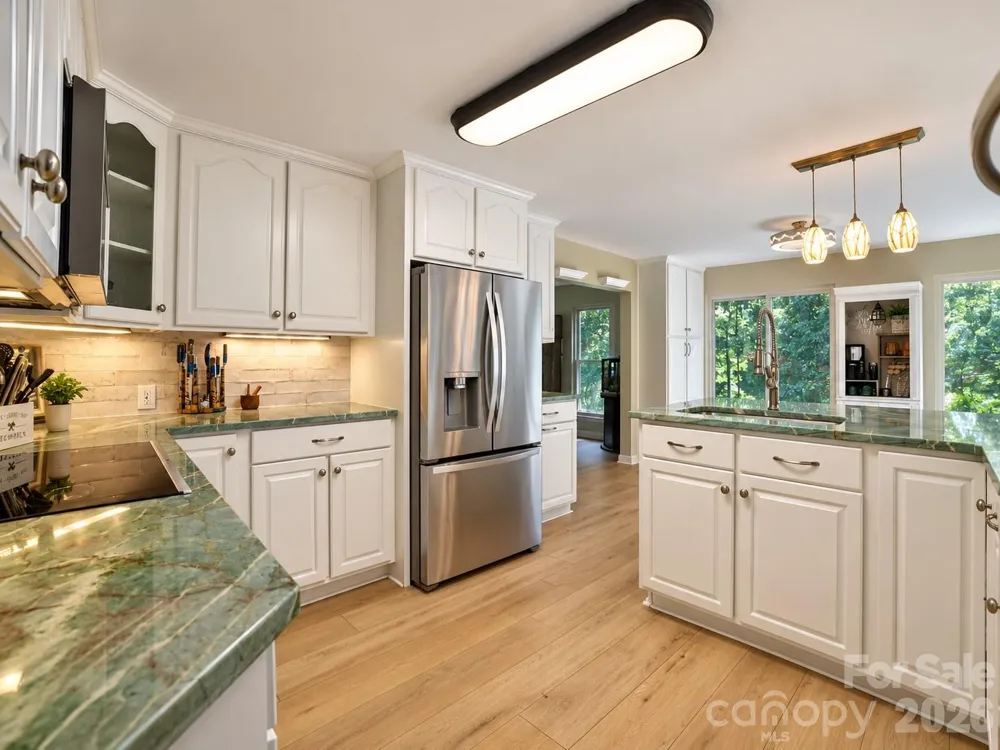 195 Azalea Road Mooresville, NC 28115