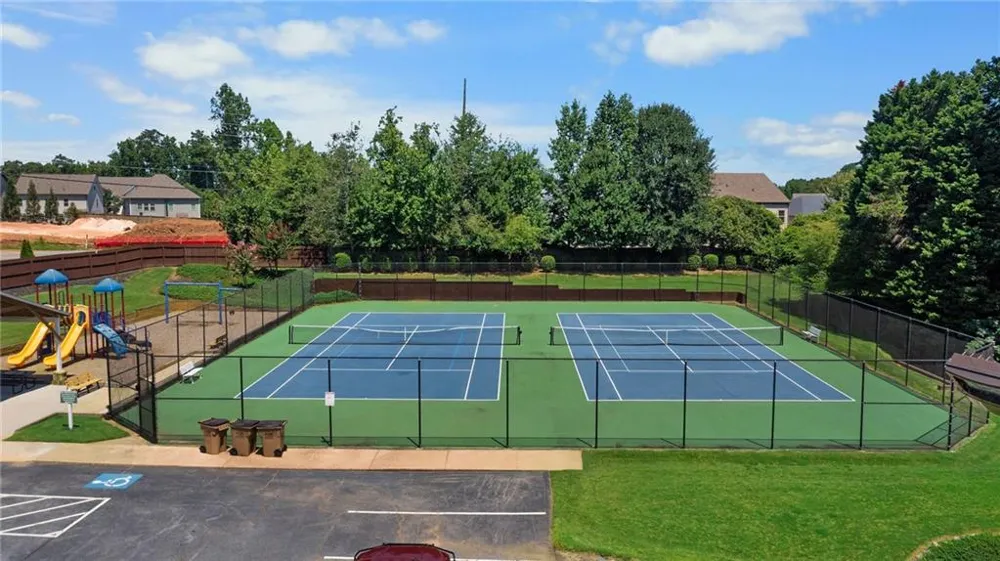 514 Rising Drive Woodstock, GA 30189