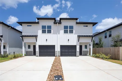 1951 Longmire Villas Court