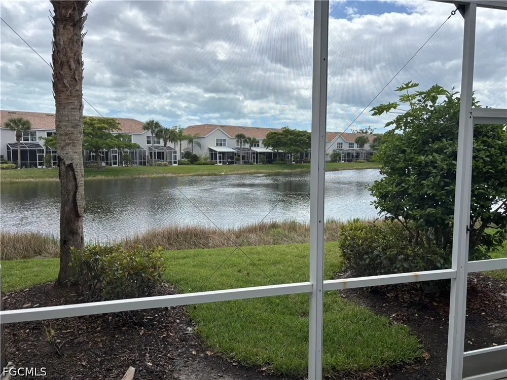 Village Edge Circle #5 Fort Myers, FL 33919