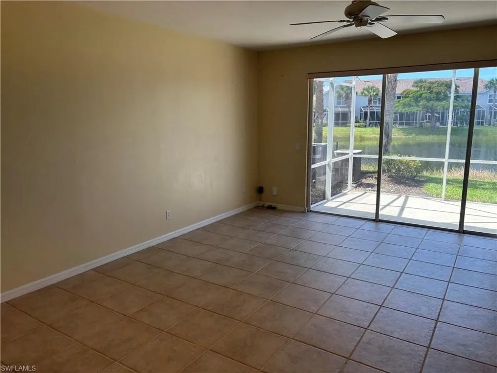 8271 Village Edge Circle #5 Fort Myers, FL 33919