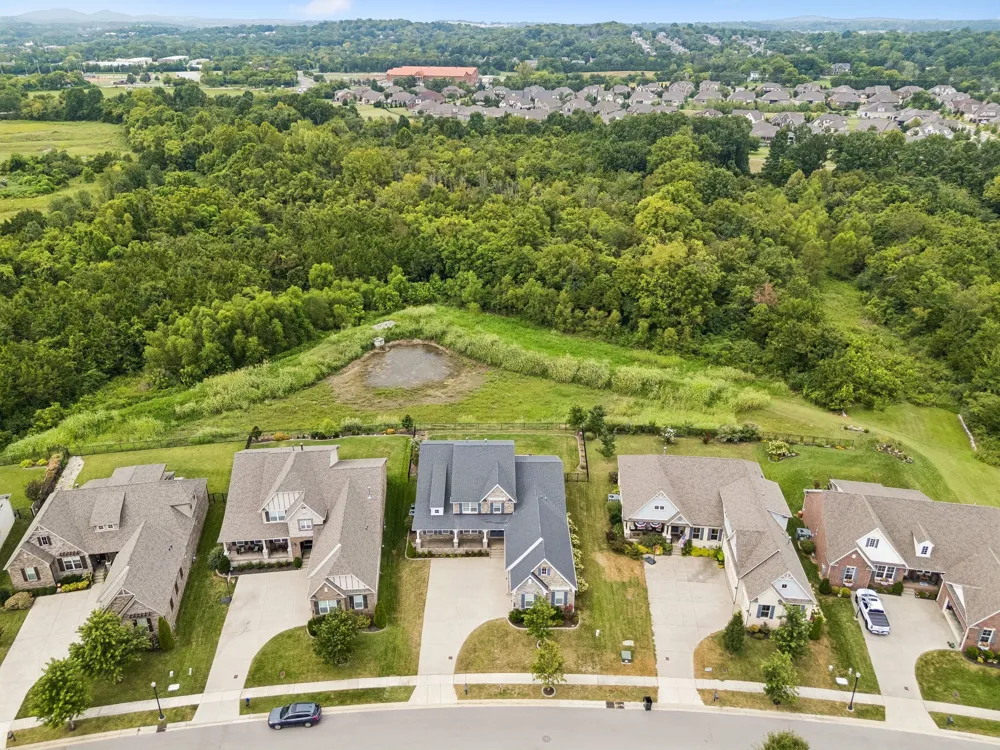 3231 Bradfield Dr Nolensville, TN 37135