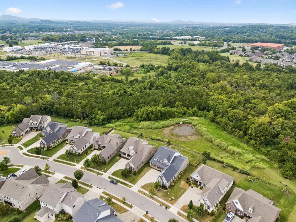 3231 Bradfield Dr Nolensville, TN 37135