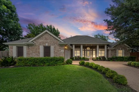 5118 Prairie Dunes Drive