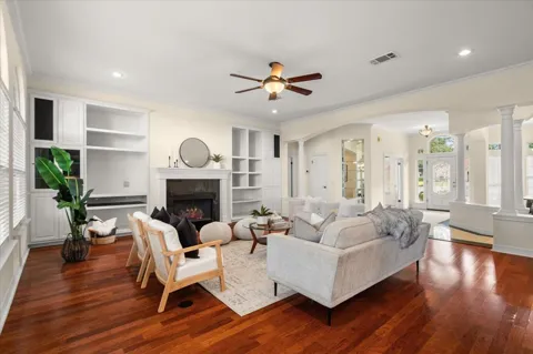 5118 Prairie Dunes Drive