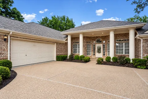 5118 Prairie Dunes Drive