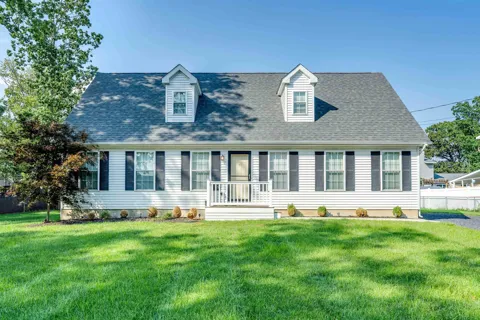 112 Davis Road