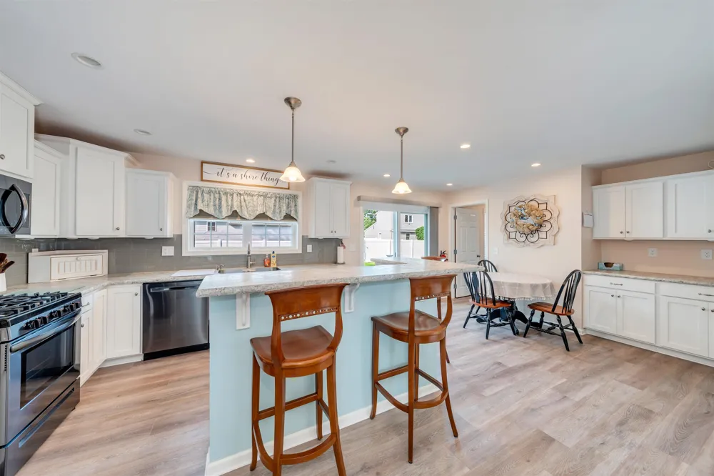 112 Davis Road Rio Grande, NJ 08242