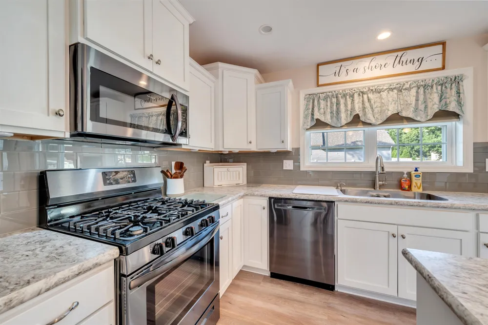112 Davis Road Rio Grande, NJ 08242