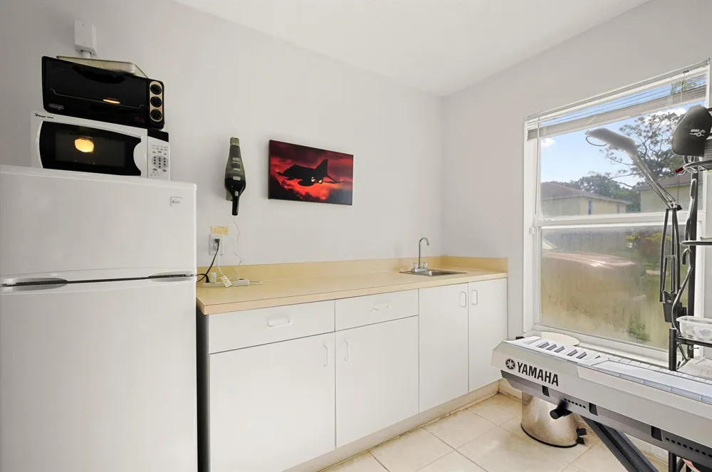 2210 S 34th Street Fort Pierce, FL 34947