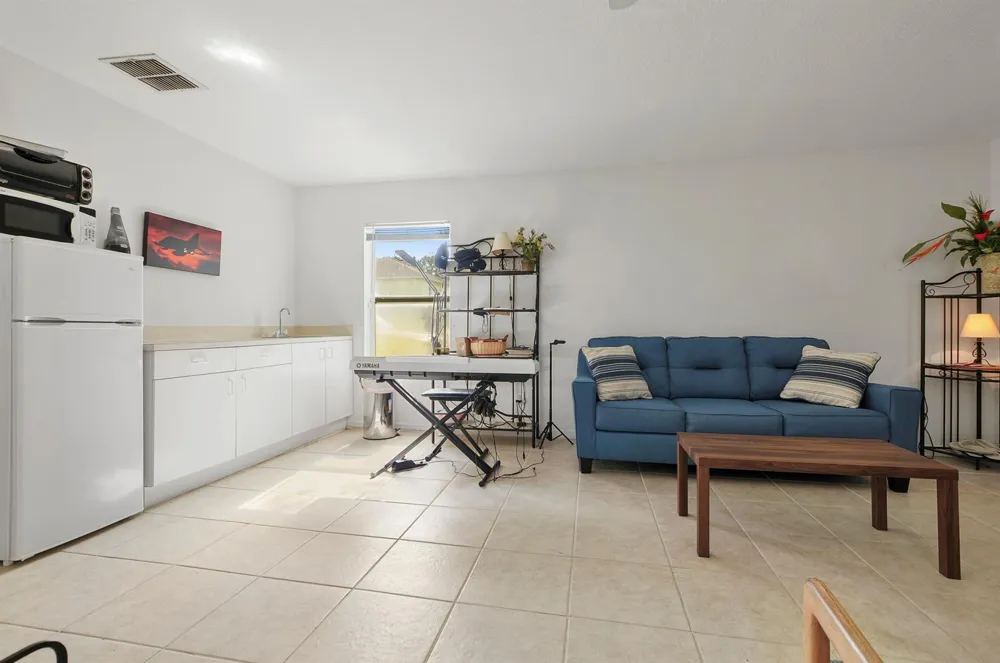 2210 S 34th Street Fort Pierce, FL 34947