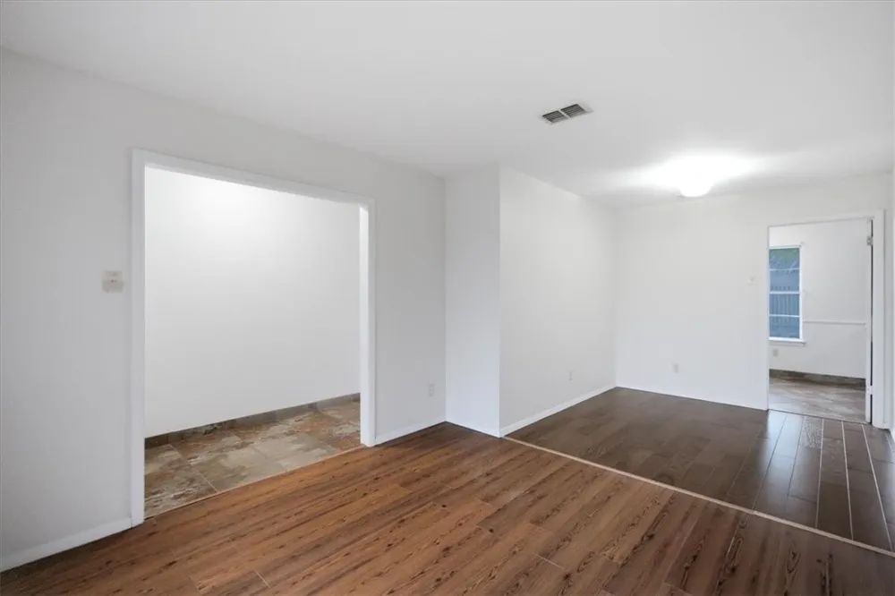 301 Pasadena Drive Kingsville, TX 78363