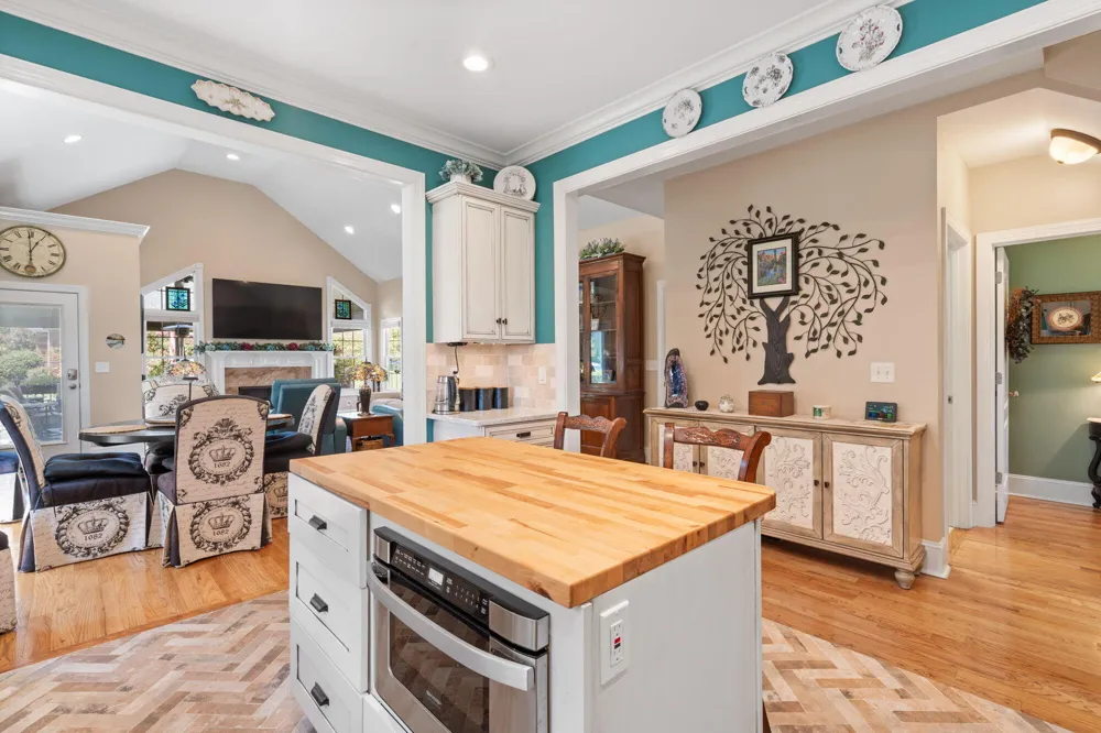 8961 Gentle Mist Circle Ooltewah, TN 37363