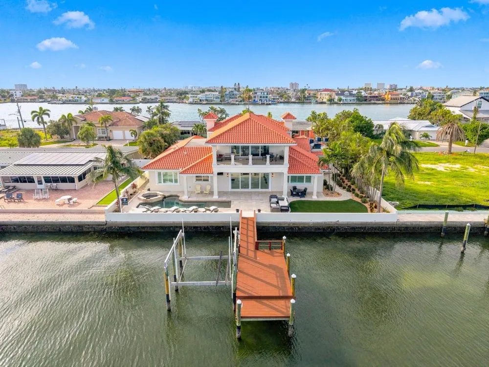 504 55 TH AVENUE St Pete Beach, FL 33706