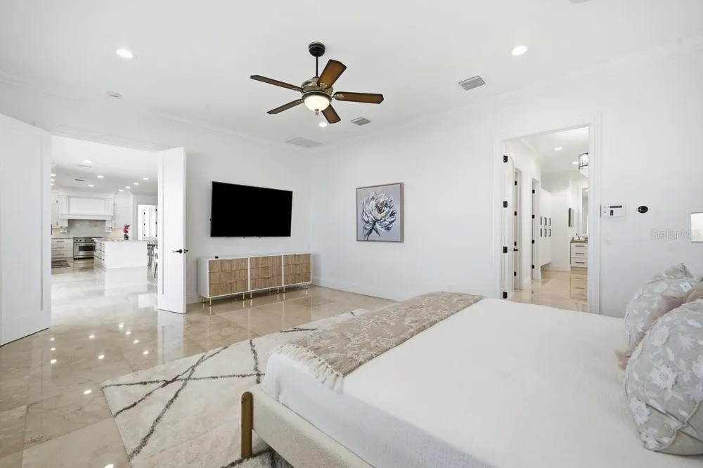 504 55 TH AVENUE St Pete Beach, FL 33706