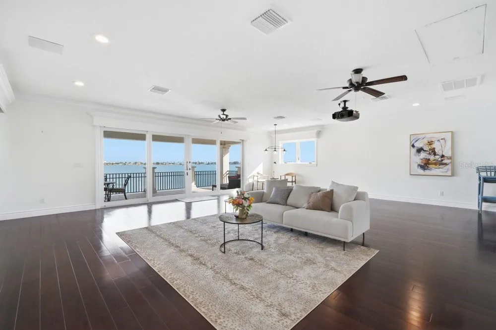 504 55 TH AVENUE St Pete Beach, FL 33706