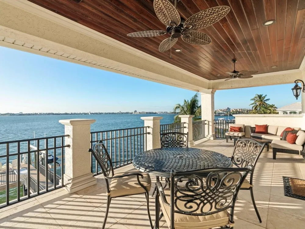 504 55 TH AVENUE St Pete Beach, FL 33706
