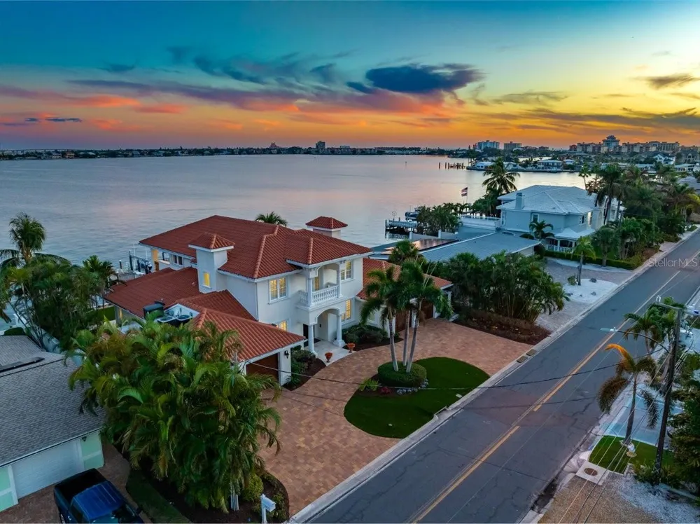 504 55 TH AVENUE St Pete Beach, FL 33706